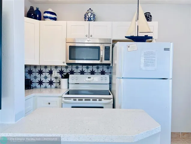 $2,500 | 120 Northeast 20th Avenue, Unit 12, Deerfield Beach, FL 33441