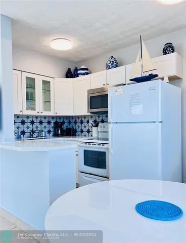 $2,500 | 120 Northeast 20th Avenue, Unit 12, Deerfield Beach, FL 33441