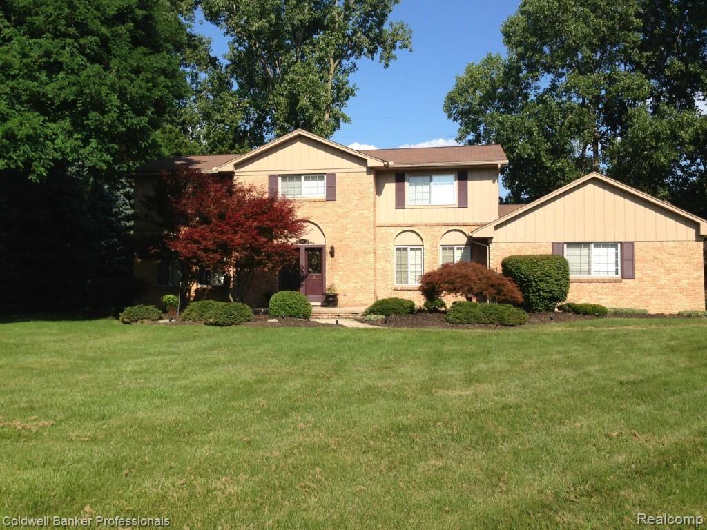 1551 Crooks Road Rochester, MI 48309 - Photo 1 of 33 Front of Home