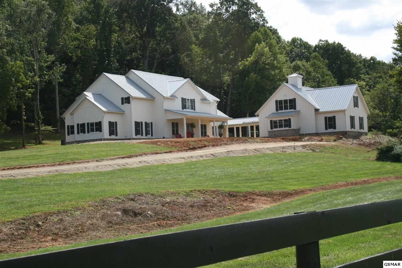 725 Brooks Road Dandridge, TN 37725 - Photo 1 of 19 Gallery Image 1
