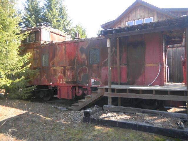 1055 North Shore Road Newport, WA 99156 - Photo 2 of 8 Gallery Image 2
