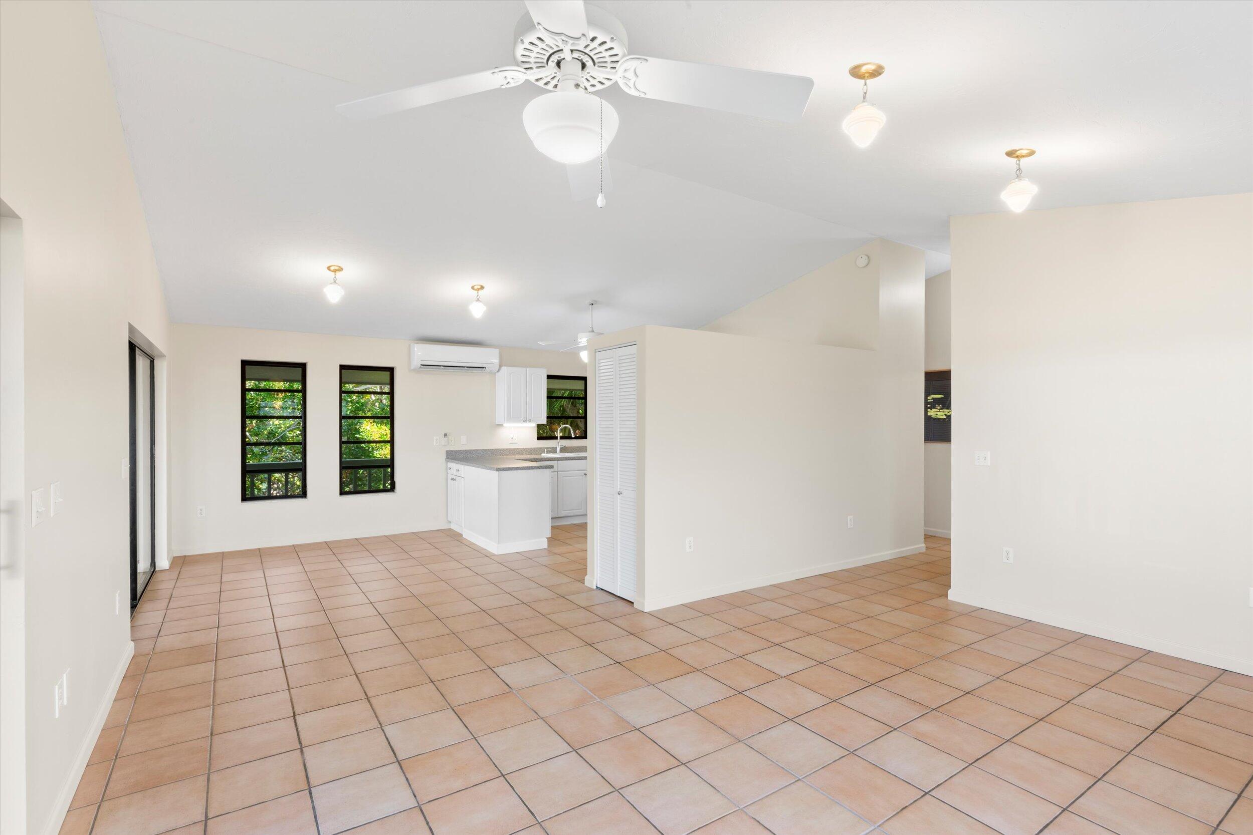 3714 Pine Street Big Pine Key, FL 33043 - Photo 8 of 64 Living Room