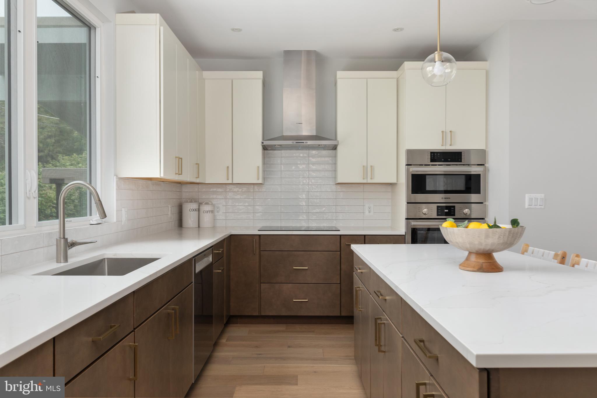 7435 Nigh Road Falls Church, VA 22043 - Photo 12 of 65 Induction Cooktop w Vented Range Hood