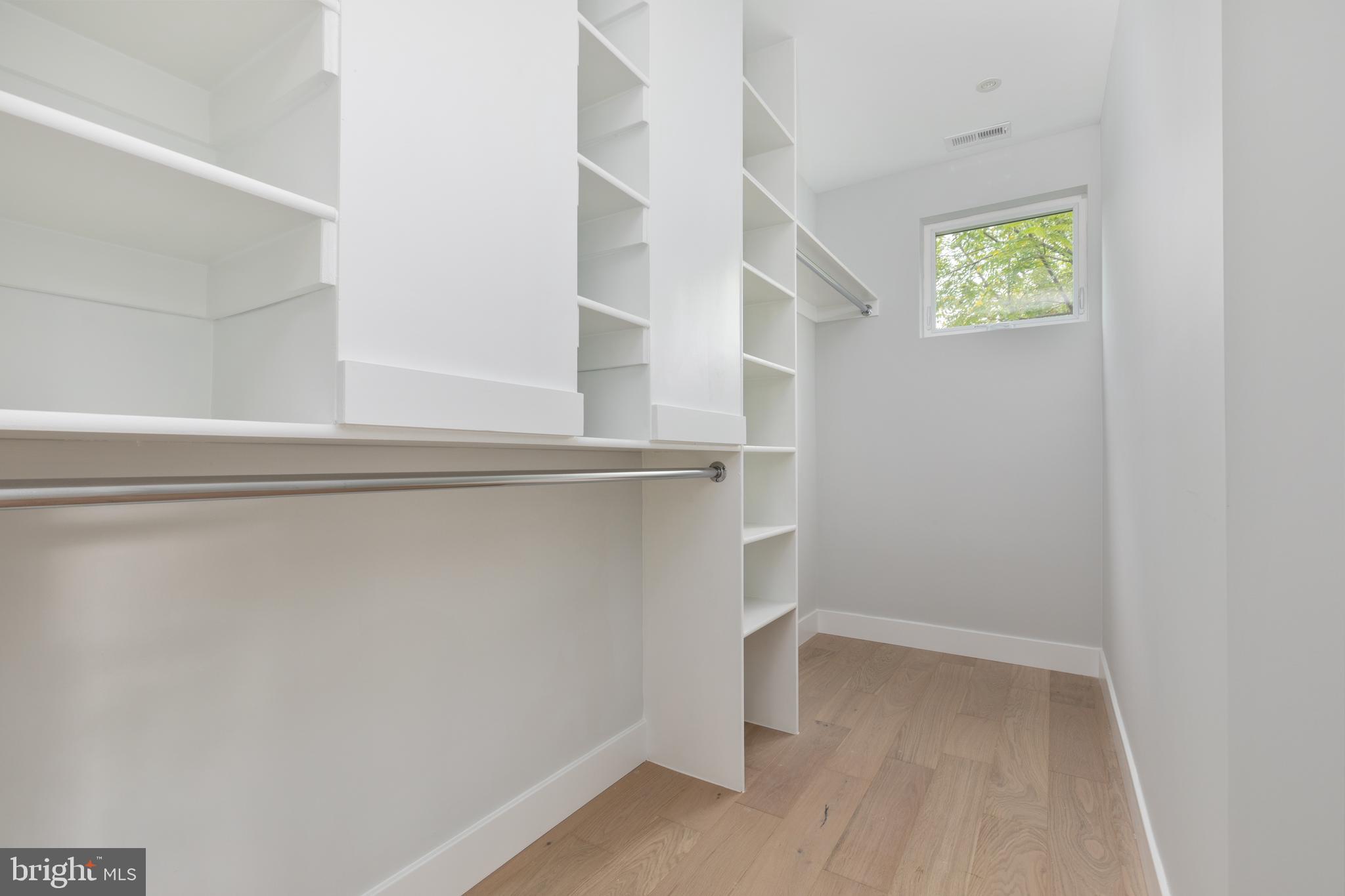 7435 Nigh Road Falls Church, VA 22043 - Photo 21 of 65 Primary Walk In Closet