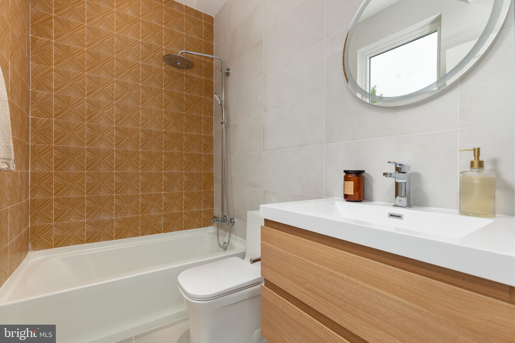 7435 Nigh Road Falls Church, VA 22043 - Photo 31 of 65 Bedroom 4 Ensuite