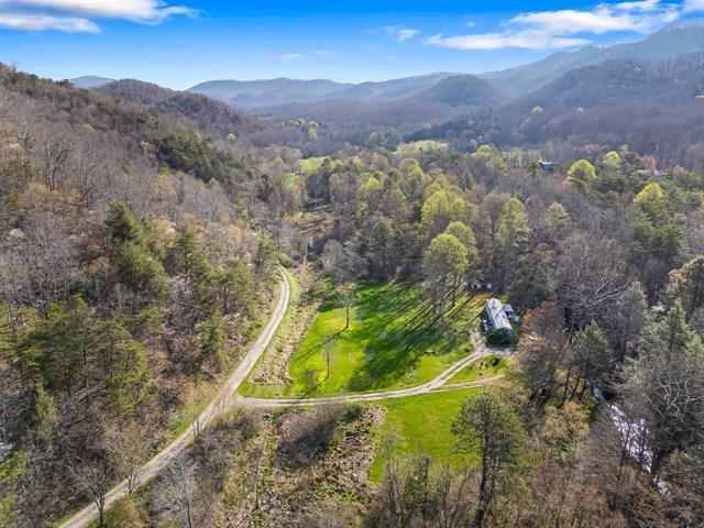 426 Davis Path Road Atkins, VA 24311 - Photo 1 of 56 Gallery Image 1