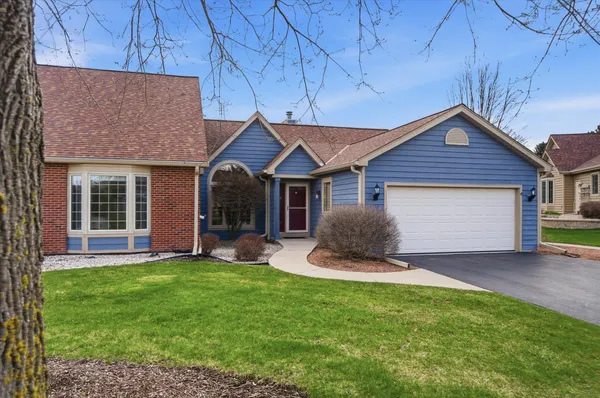 $465,000 | W268-n1935 Shooting Star Road, Unit B, Pewaukee, WI 53072