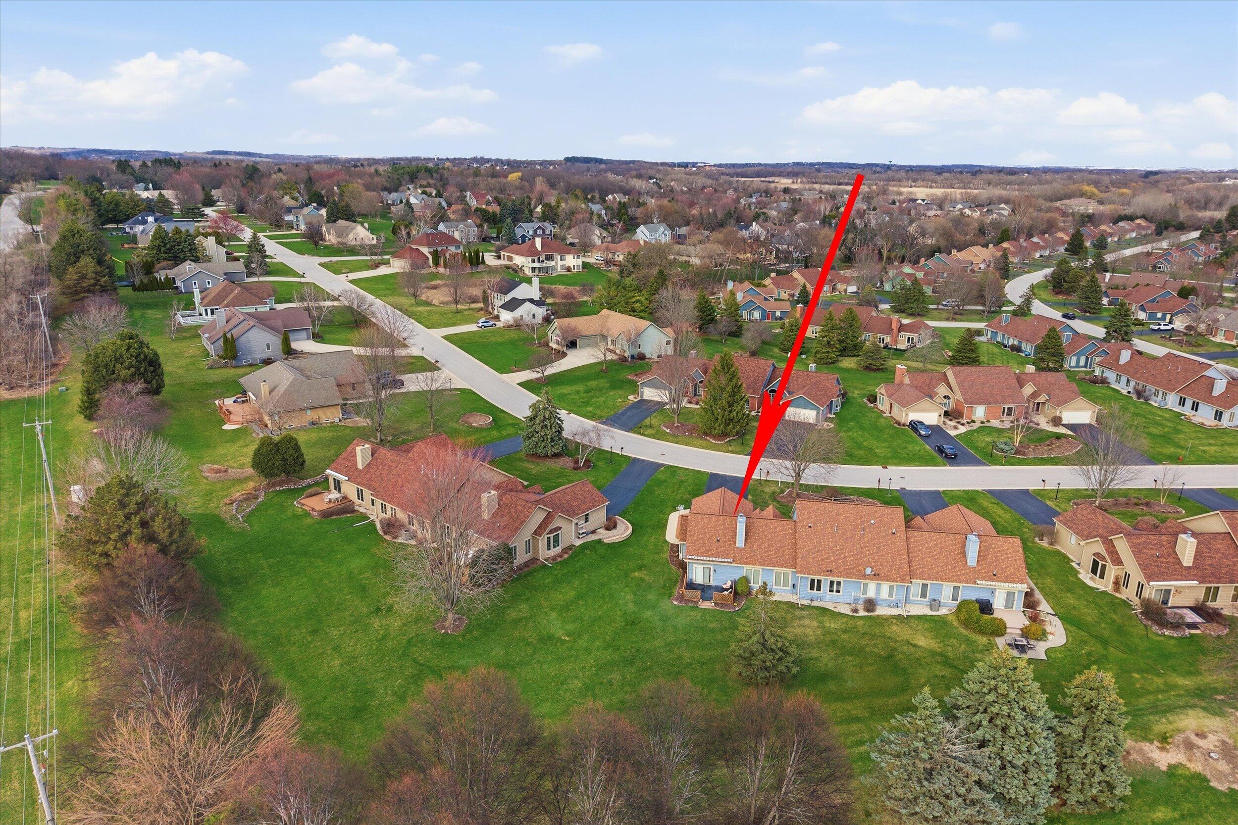 W268-n1935 Shooting Star Road, Unit B Pewaukee, WI 53072 - Photo 38 of 41 South & West facing back yard