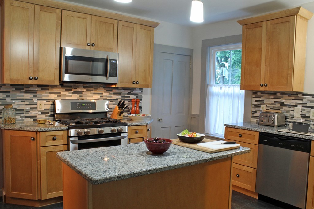 55 Riddell Street Greenfield, MA 01301 - Photo 13 of 30 Gallery Image 13