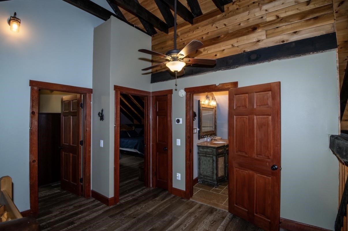 60 Bowlsville Road South Mount Holly, VT 05730 - Photo 17 of 42