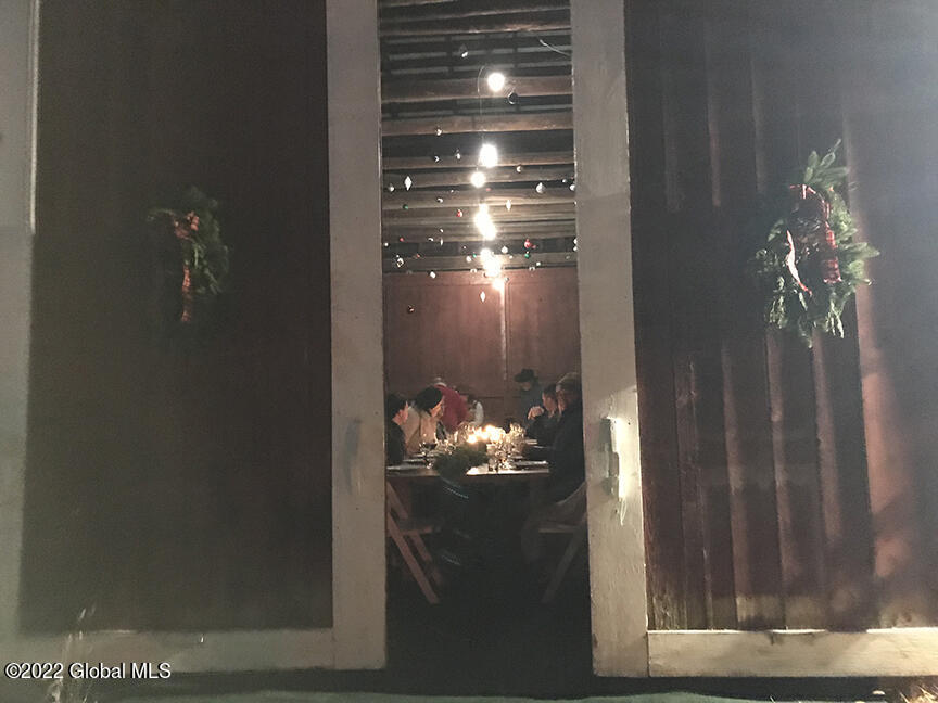 8 Altamont Road Voorheesville, NY 12186 - Photo 51 of 69 Barn - party 1