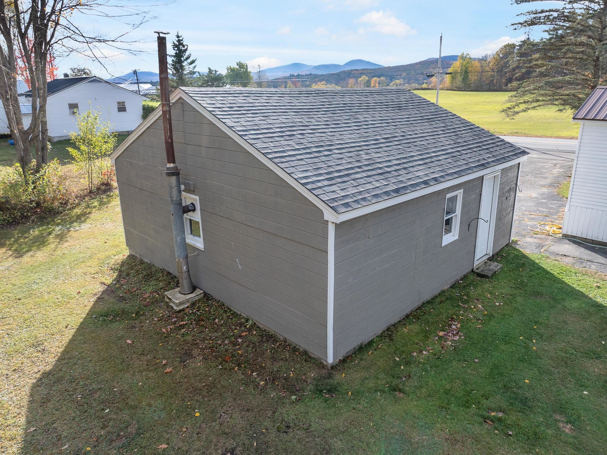 356 Brown Road Northumberland, NH 03582 - Photo 11 of 57
