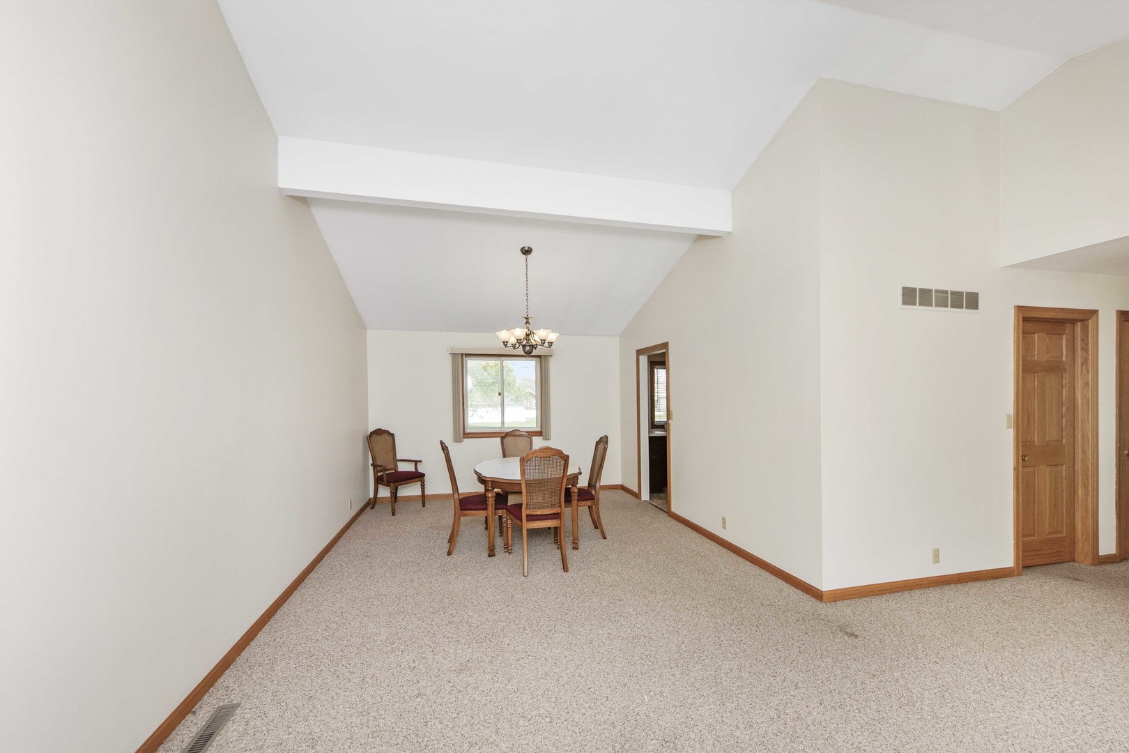 312 East 5th Street Minonk, IL 61760 - Photo 4 of 32