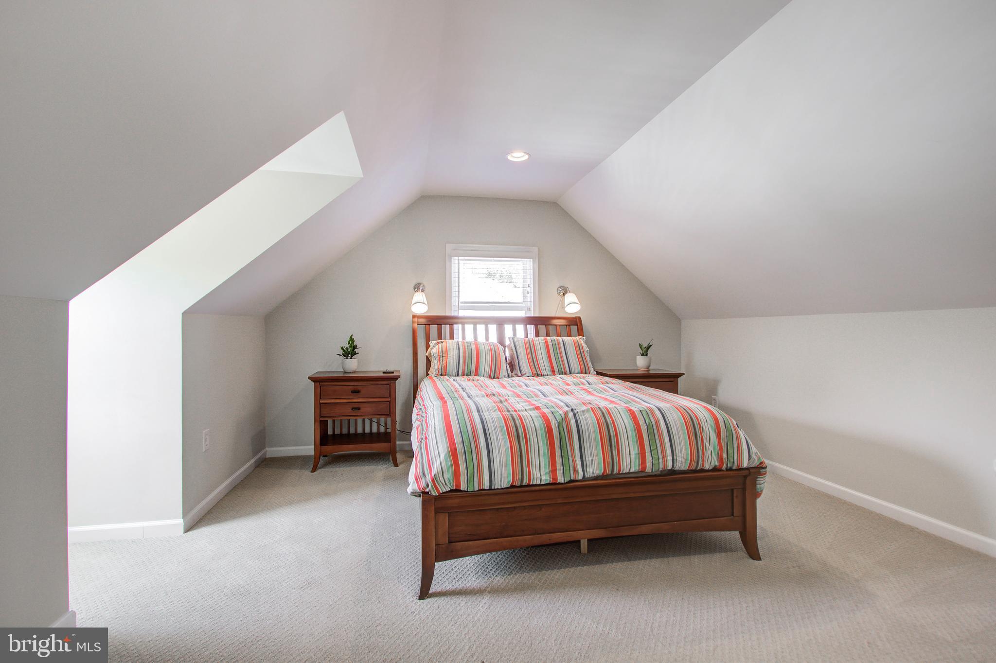 10009 Dallas Avenue Silver Spring, MD 20901 - Photo 29 of 45 Primary bedroom