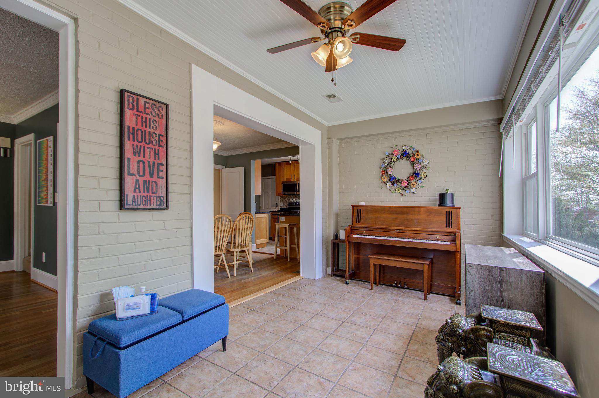 10009 Dallas Avenue Silver Spring, MD 20901 - Photo 4 of 45 Spacious and filled with light