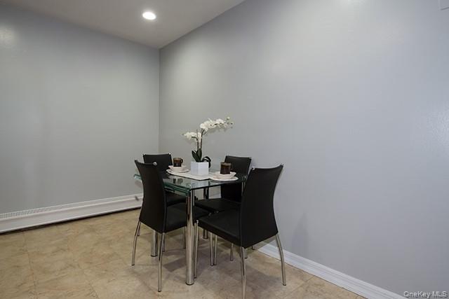 100 Friendly Court Avenue, Unit L057 Babylon, NY 11704 - Photo 5 of 12