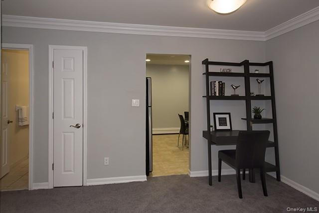 100 Friendly Court Avenue, Unit L057 Babylon, NY 11704 - Photo 9 of 12