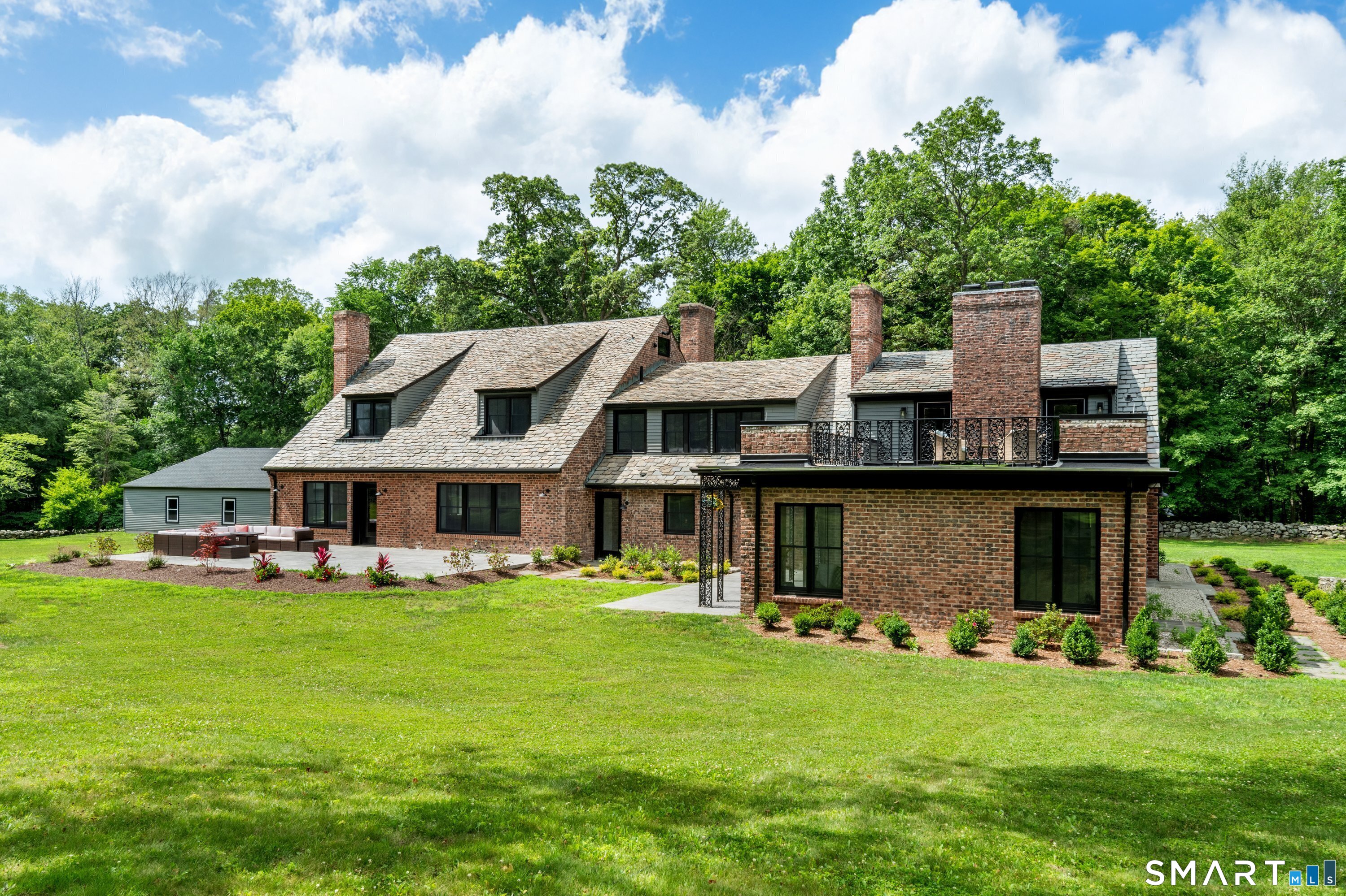 372 Tucker Hill Road Middlebury, CT 06762 - Photo 6 of 33