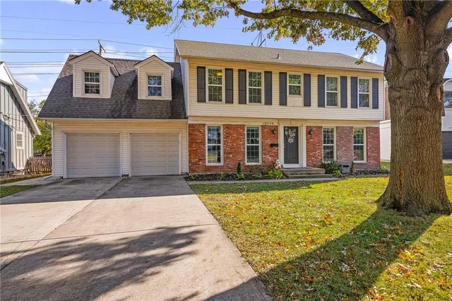 $460,000 | 10529 Wedd Street, Overland Park, KS 66212