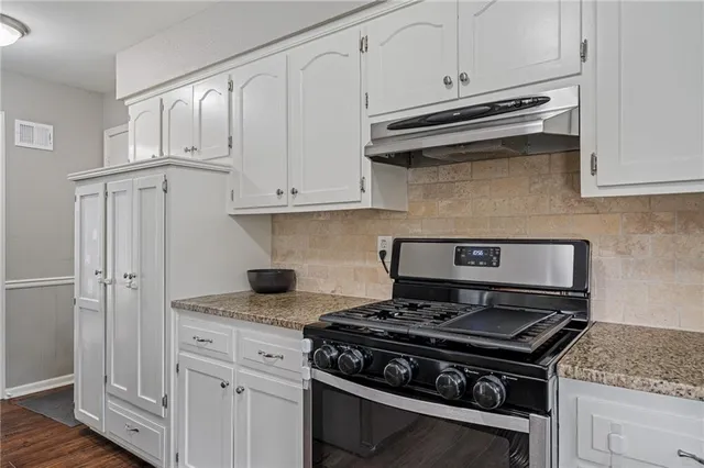 $460,000 | 10529 Wedd Street, Overland Park, KS 66212