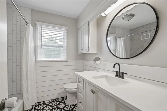 $460,000 | 10529 Wedd Street, Overland Park, KS 66212