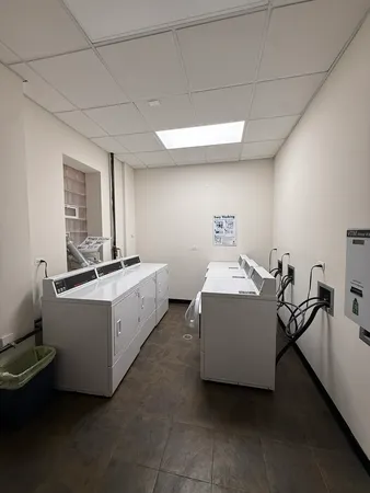$199,000 | 5400 South Harper Avenue, Unit 204, Chicago, IL 60615