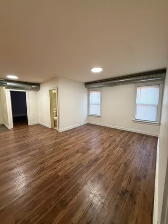 $199,000 | 5400 South Harper Avenue, Unit 204, Chicago, IL 60615