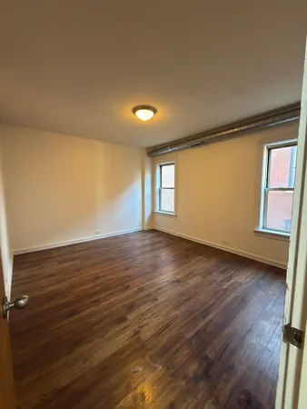 $199,000 | 5400 South Harper Avenue, Unit 204, Chicago, IL 60615