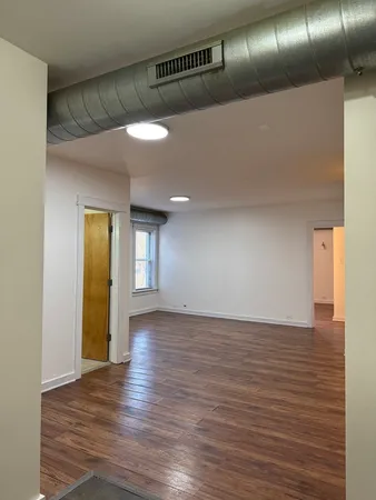$199,000 | 5400 South Harper Avenue, Unit 204, Chicago, IL 60615