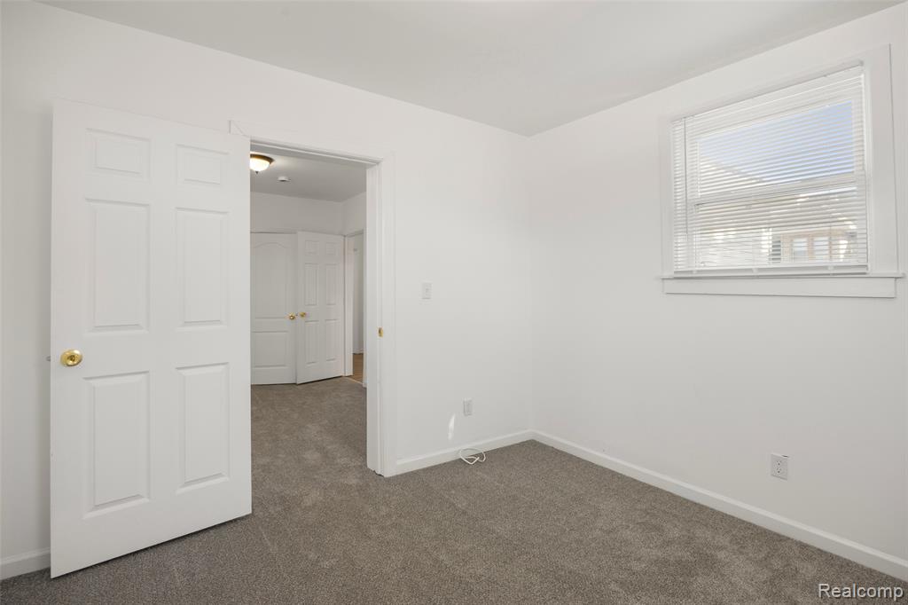 737 Webb Street Detroit, MI 48202 - Photo 19 of 40