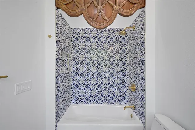 $1,570,000 | 360 North Point Road, Osprey, FL 34229