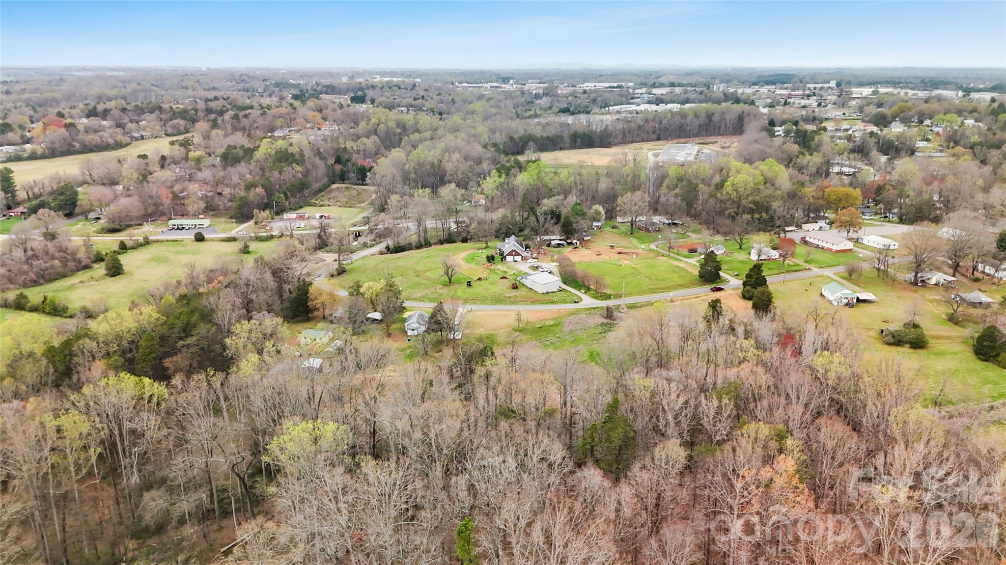 2251 Bristol Road Statesville, NC 28677 - Photo 5 of 14