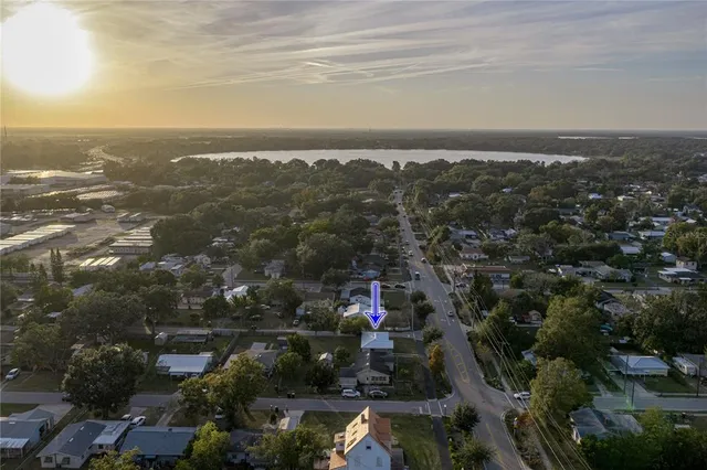 an aerial view of multiple house