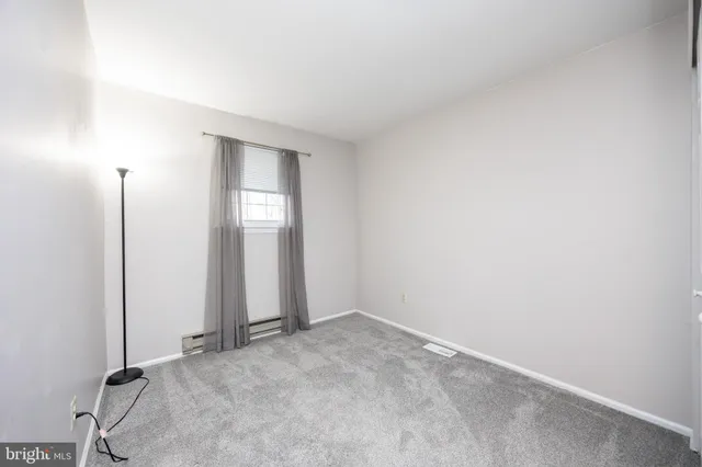 $240,000 | 1055 Village Ln., Pottstown, PA 19464