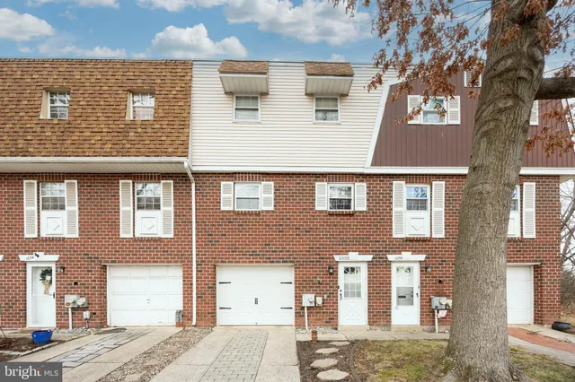 $240,000 | 1055 Village Ln., Pottstown, PA 19464