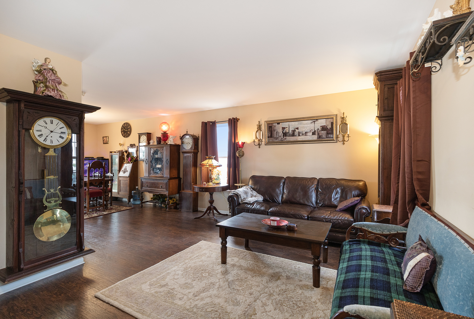 1800 Silver Ridge Drive Plainfield, IL 60586 - Photo 3 of 22