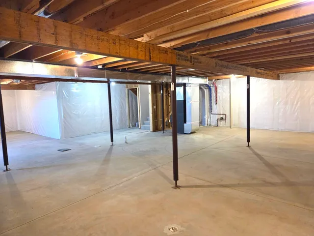 a view of a indoor garage