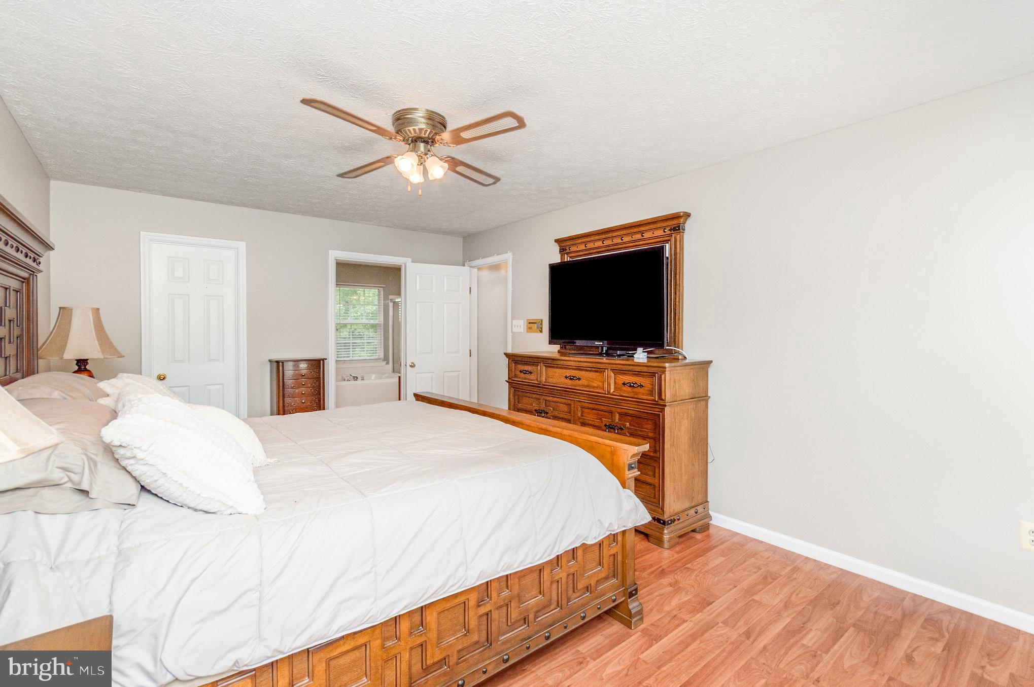 2322 Alava Court Waldorf, MD 20603 - Photo 18 of 41 Primary Bedroom