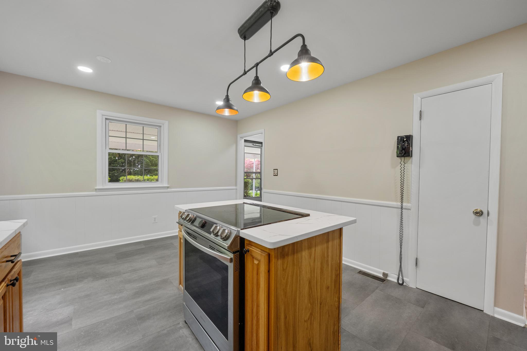 14009 Blenheim Road North Phoenix, MD 21131 - Photo 19 of 60 Island with builtin storage and cooktop