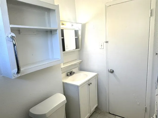 $1,500 | 9849 San Lea Drive, Dallas, TX 75228