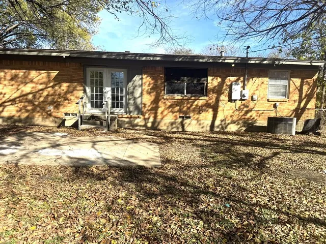 $1,500 | 9849 San Lea Drive, Dallas, TX 75228
