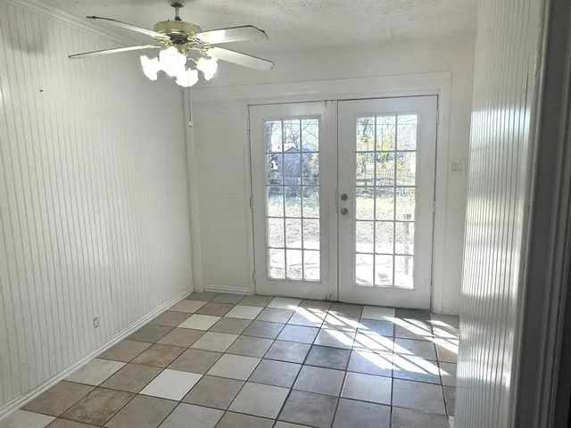 $1,500 | 9849 San Lea Drive, Dallas, TX 75228