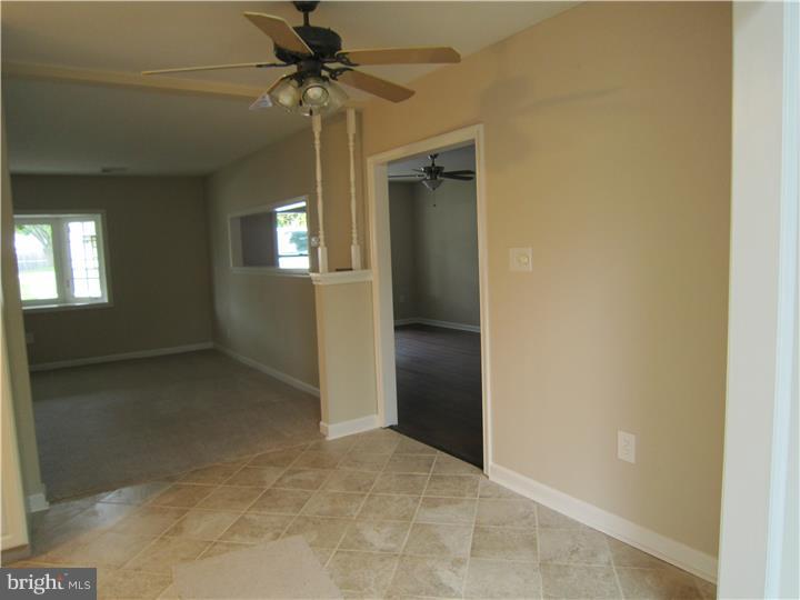 26 Mill Bend Road Levittown, PA 19056 - Photo 16 of 20 Gallery Image 16