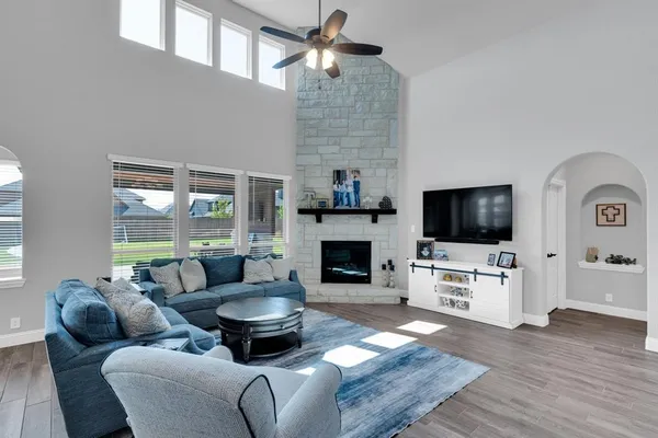 $715,000 | 2403 Bear Trail, Mansfield, TX 76063