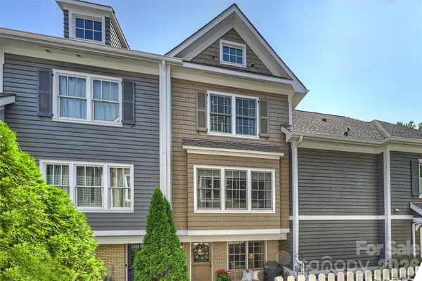 $700,000 | 2034 Euclid Avenue, Charlotte, NC 28203