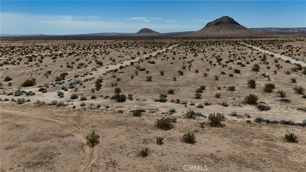 739 106th Edwards, CA 93523 - Photo 8 of 10