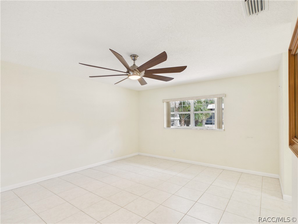 10274 North Rousseau Drive Dunnellon, FL 34433 - Photo 35 of 72