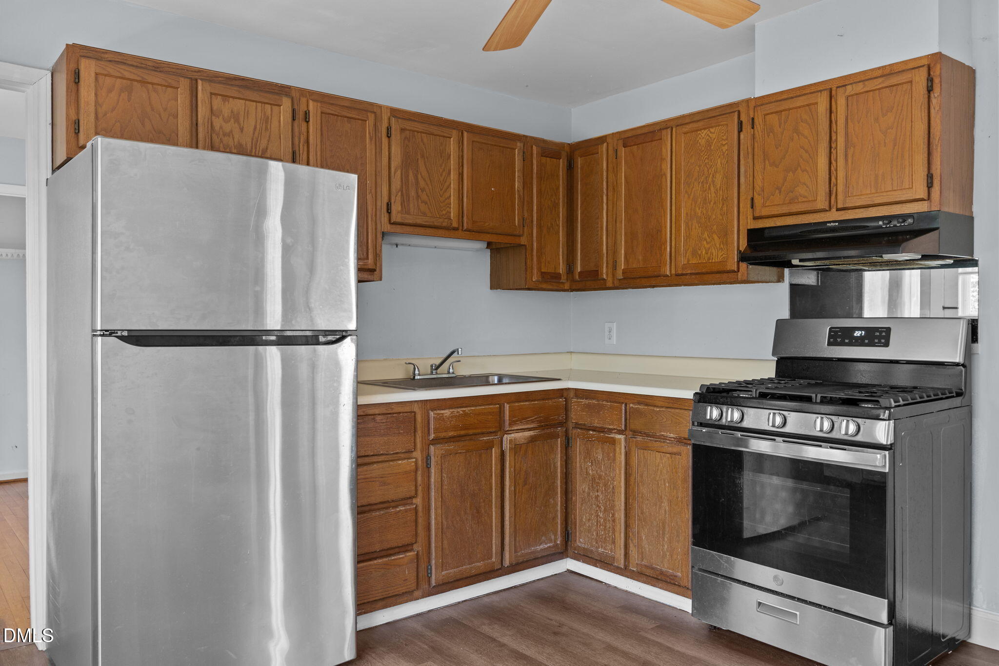 2517 Remington Road Raleigh, NC 27610 - Photo 9 of 40 21-web-or-mls-IMG_5589