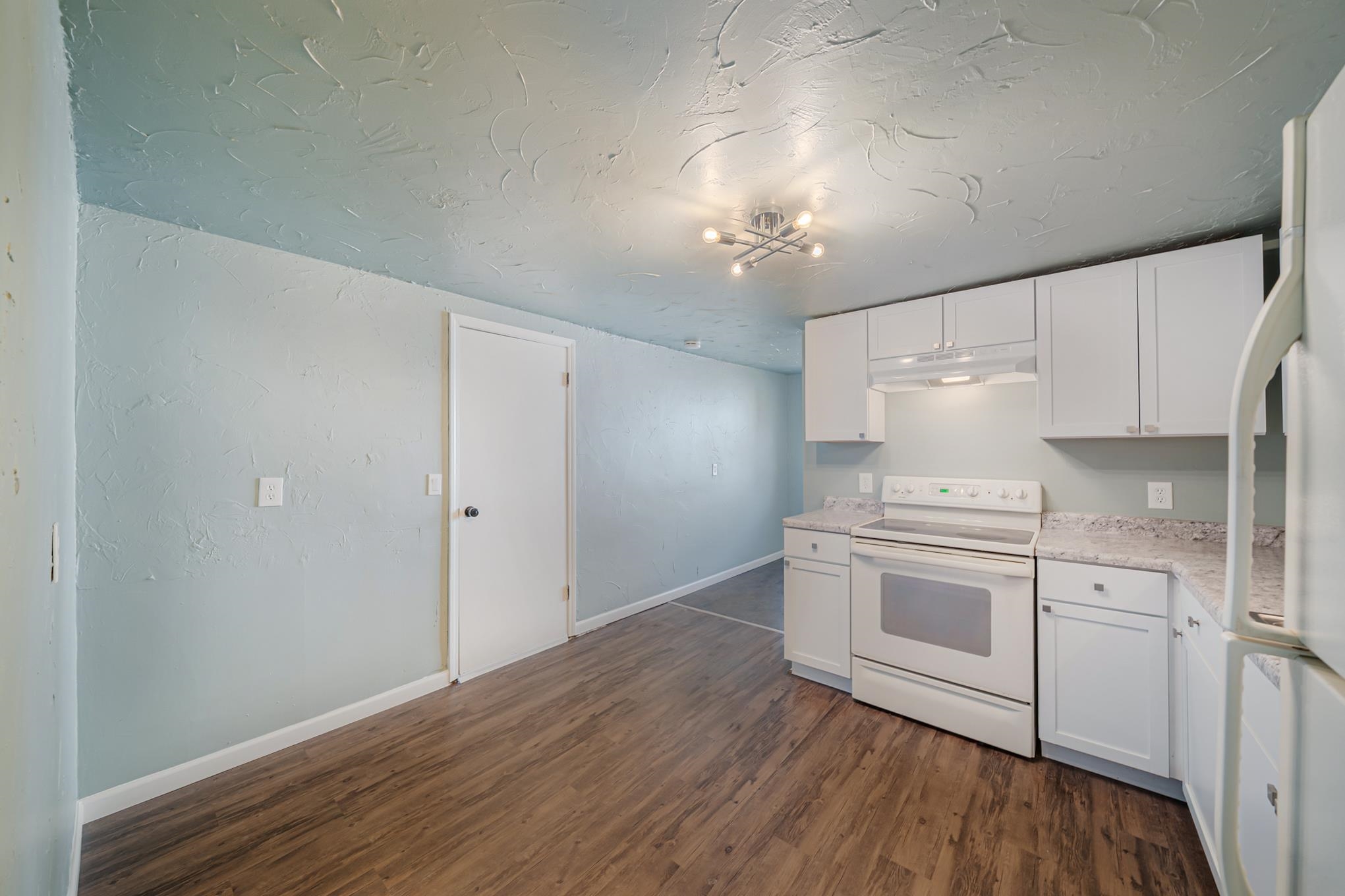 524 3rd Street Menasha, WI 54952 - Photo 6 of 44