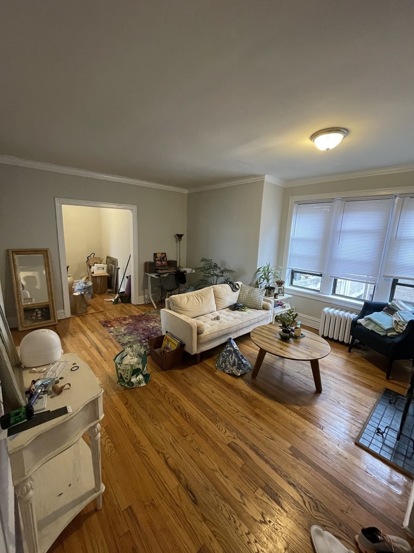 631 West Roscoe Street, Unit D2 Chicago, IL 60657 - Photo 3 of 9